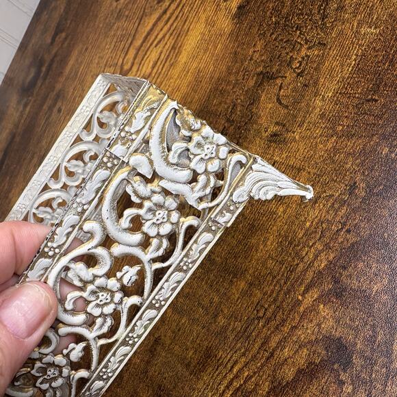 Vintage MCM Tissue Holder Square Metal Filigree Hollywood Regency Shabby Chic - Picture 6 of 9